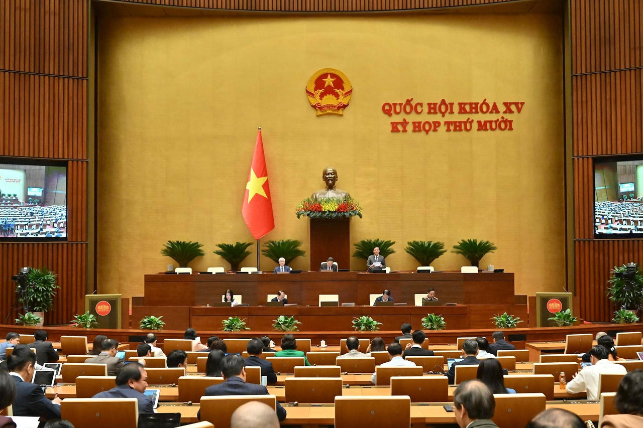 Pháp luật trước giờ G: Loạt vụ án lớn phanh phui, hàng loạt cán bộ bị khởi tố và bốn dự luật đang định hình trật tự mới